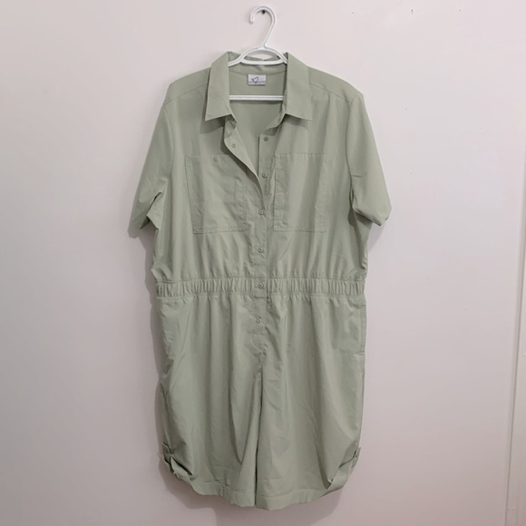 Columbia Women’s Sage Green Silver Ridge Utility Romper size XXL - Picture 2 of 3